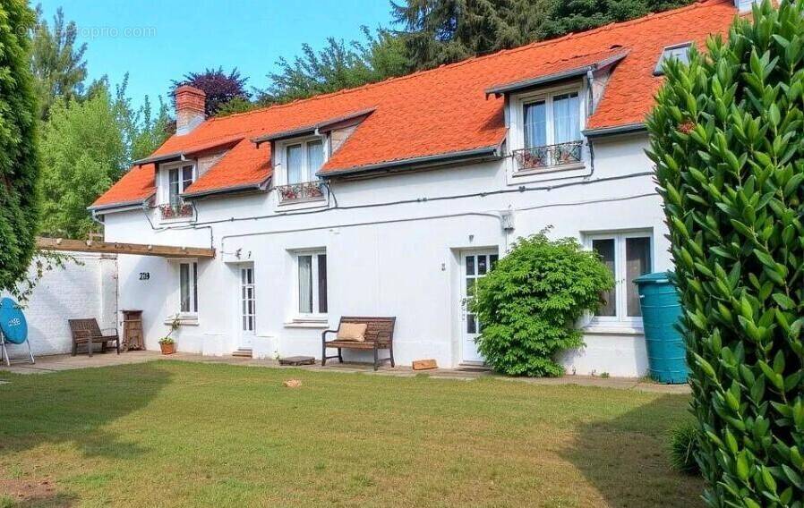 p - Maison à PENDE