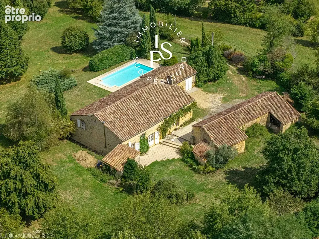 Maison en pierre avec piscine et dépendances - Lacapelle Biron - photo 3