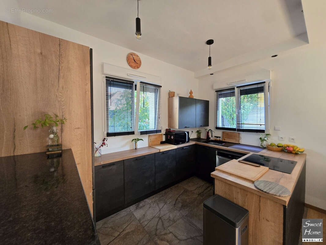 Maison à MAGNY-LES-HAMEAUX