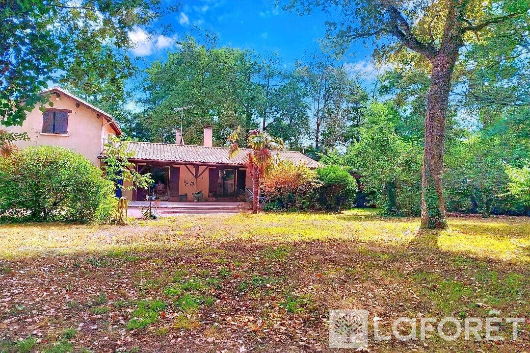 Maison à AUBIE-ET-ESPESSAS