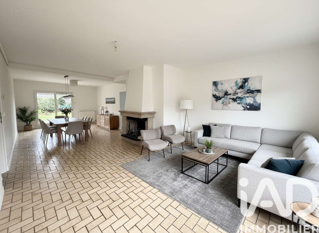 Photo 3 - Maison à LAVAL