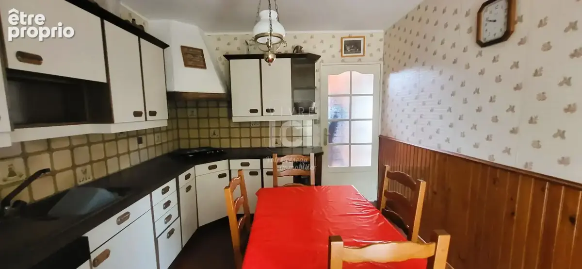 Maison Sainte-Luce-Sur-Loire - 4 chambres - photo 5