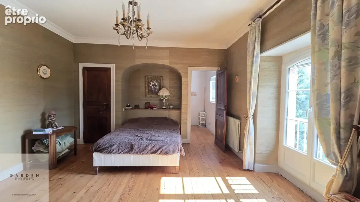 REVEL.    Propriété de Caractère,Charme,Prestige et fort potentiel - photo 14