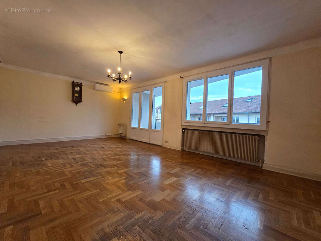 Appartement à VILLEURBANNE