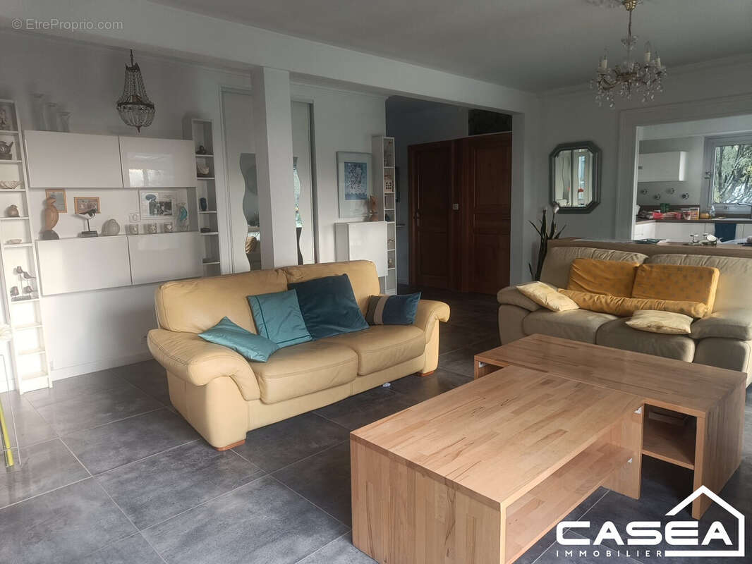 Maison 176 m² à Loctudy  - photo 4