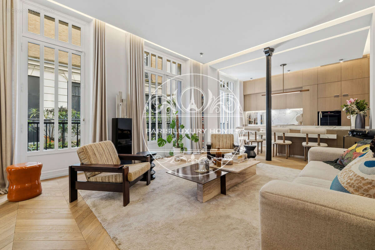Appartement à PARIS-11E
