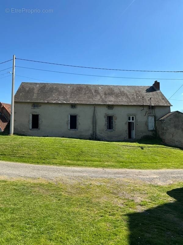 Maison à NIZEROLLES