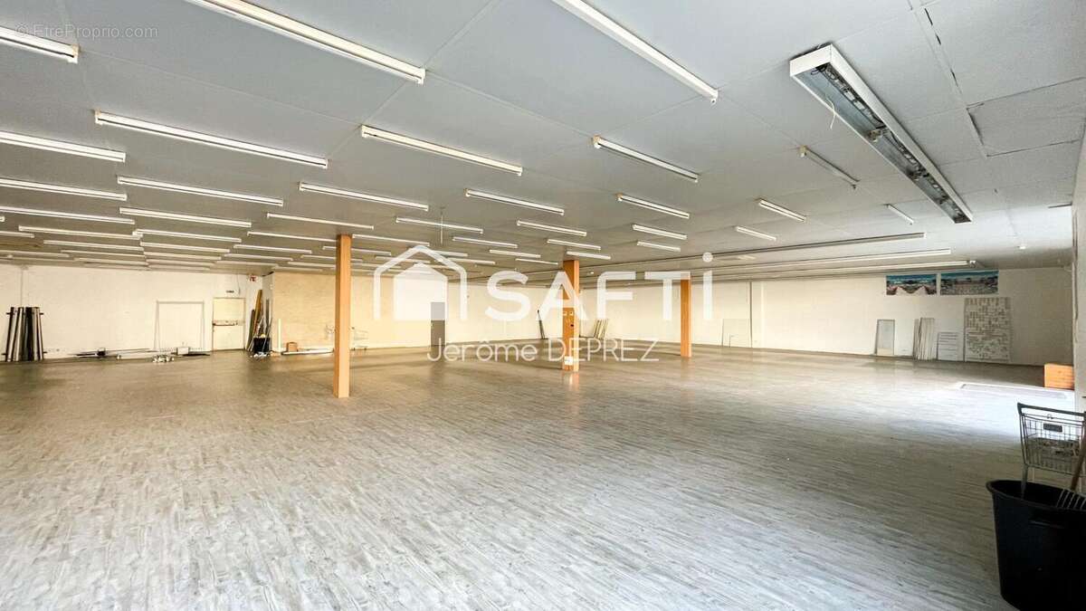 Photo 3 - Commerce à LUCON