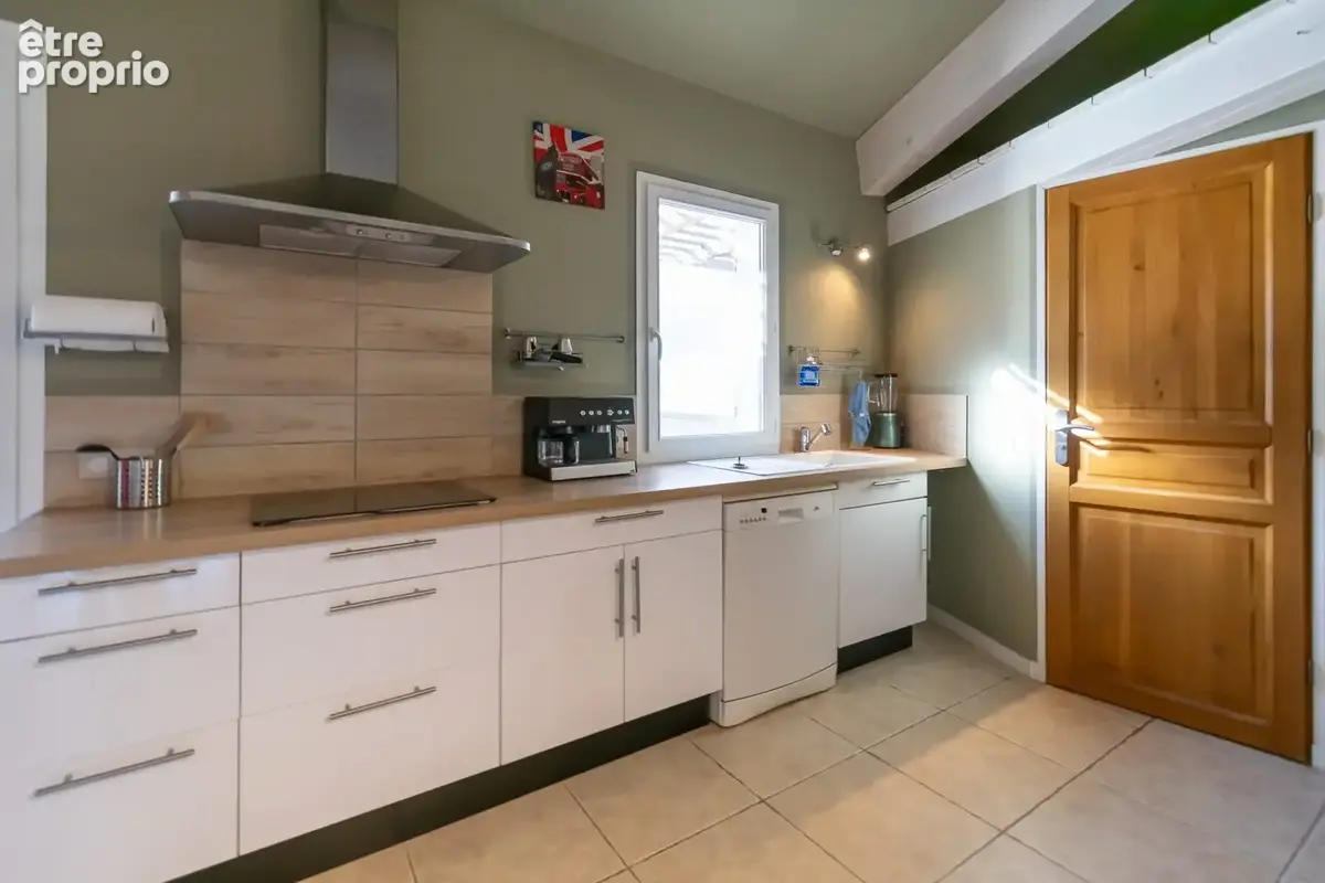 Maison familiale avec studio indépendant, piscine et grand terrain - photo 37