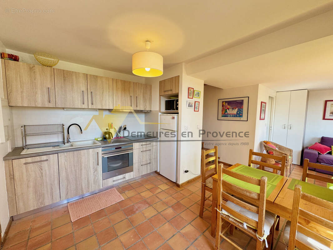 Duplex - T2 climatisé avec terrasse dans résidence - photo 8