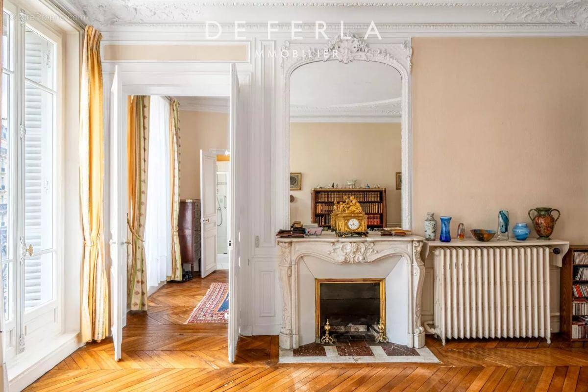 Appartement à PARIS-5E