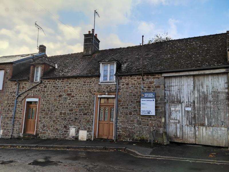 Maison à LA FERTE-MACE