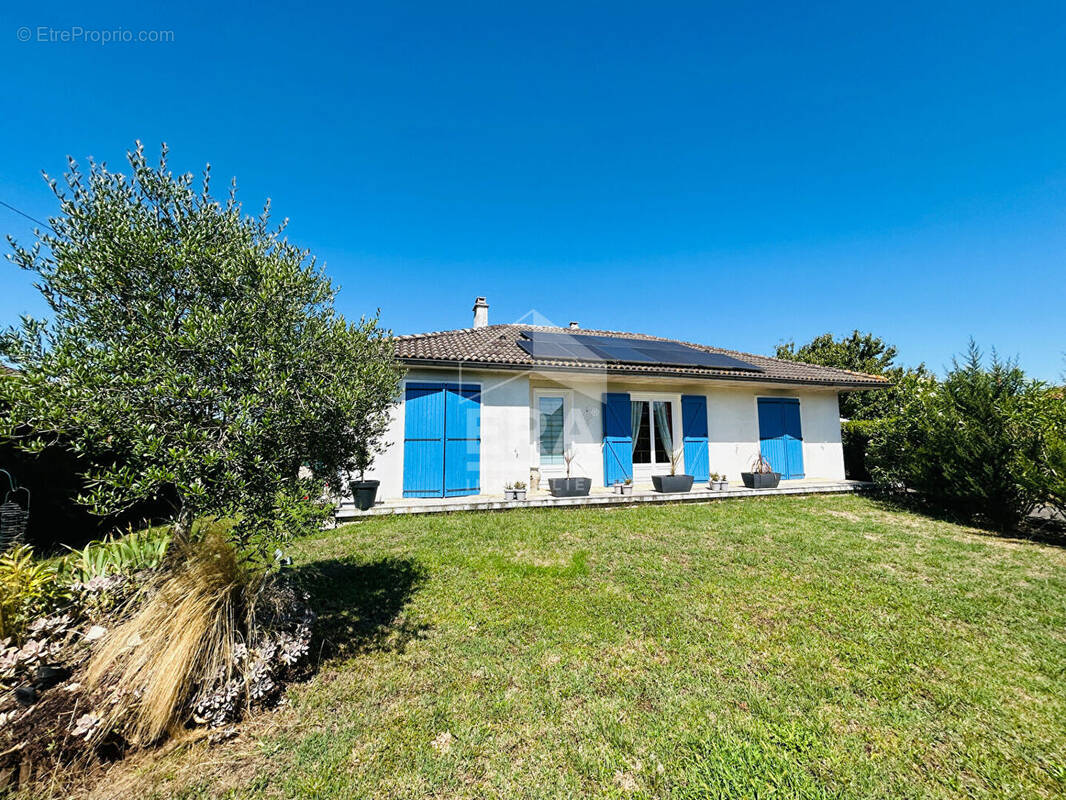 Maison à VIC-EN-BIGORRE