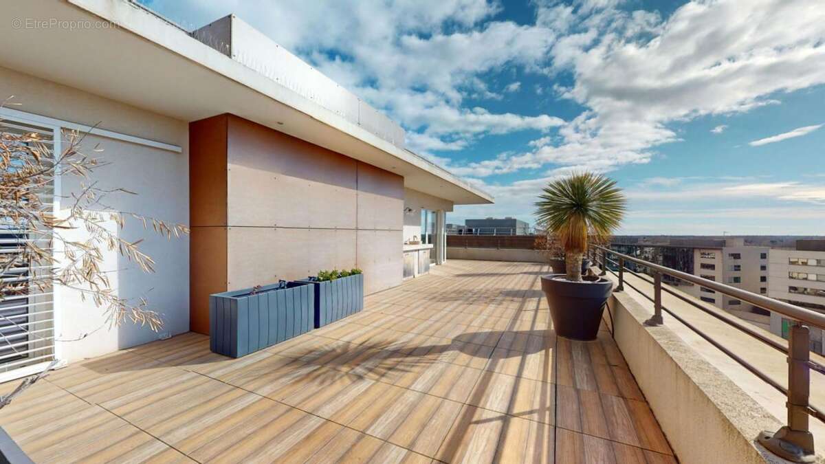 Appartement à BEZIERS