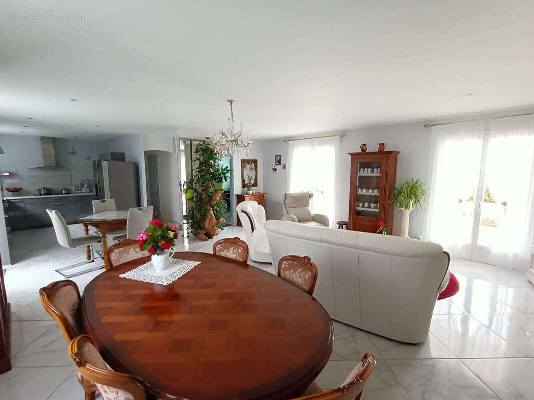 Maison Tonnay Charente - photo 4