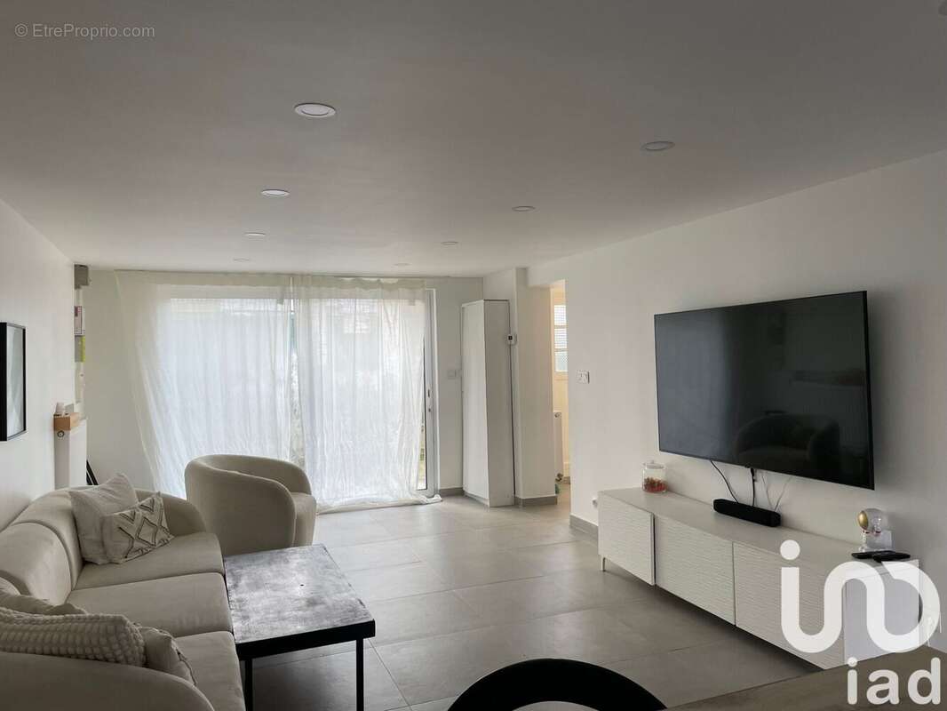 Photo 4 - Maison à VAUJOURS