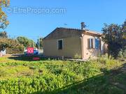 Maison à PUGET-SUR-ARGENS