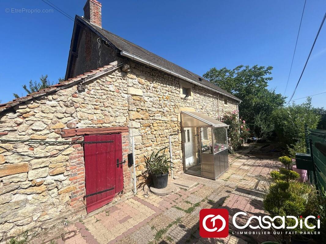Maison à CERCY-LA-TOUR