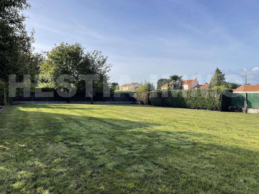 _copie-0_IMG_2435 - Terrain à PONT-SAINT-MARTIN