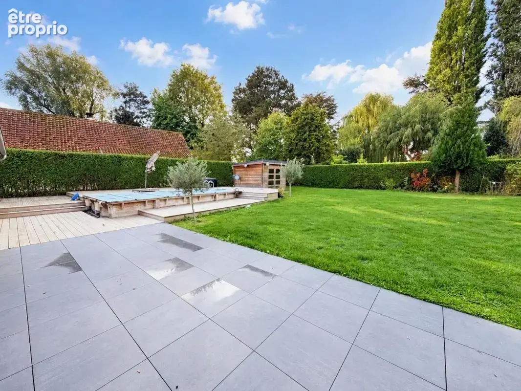 Plain pied individuel - 5 chambres - garage - jardin et piscine - photo 3