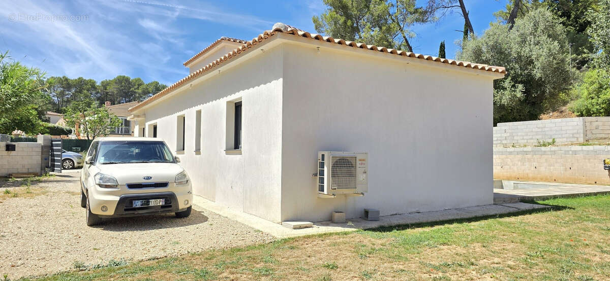 Maison à TRANS-EN-PROVENCE