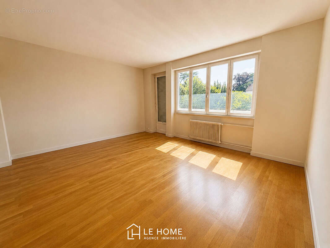Appartement à TASSIN-LA-DEMI-LUNE