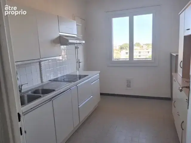 AVIGNON : Appartement T2 - photo 2