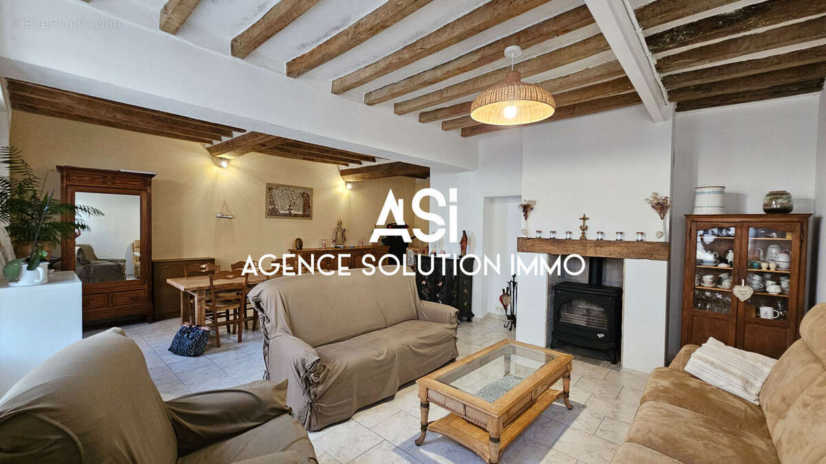 Maison à TORCE-VIVIERS-EN-CHARNIE