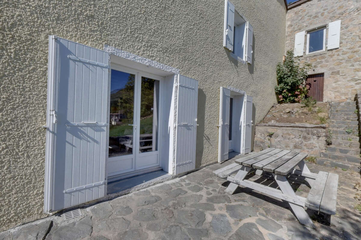 Maison à LE CHEYLARD