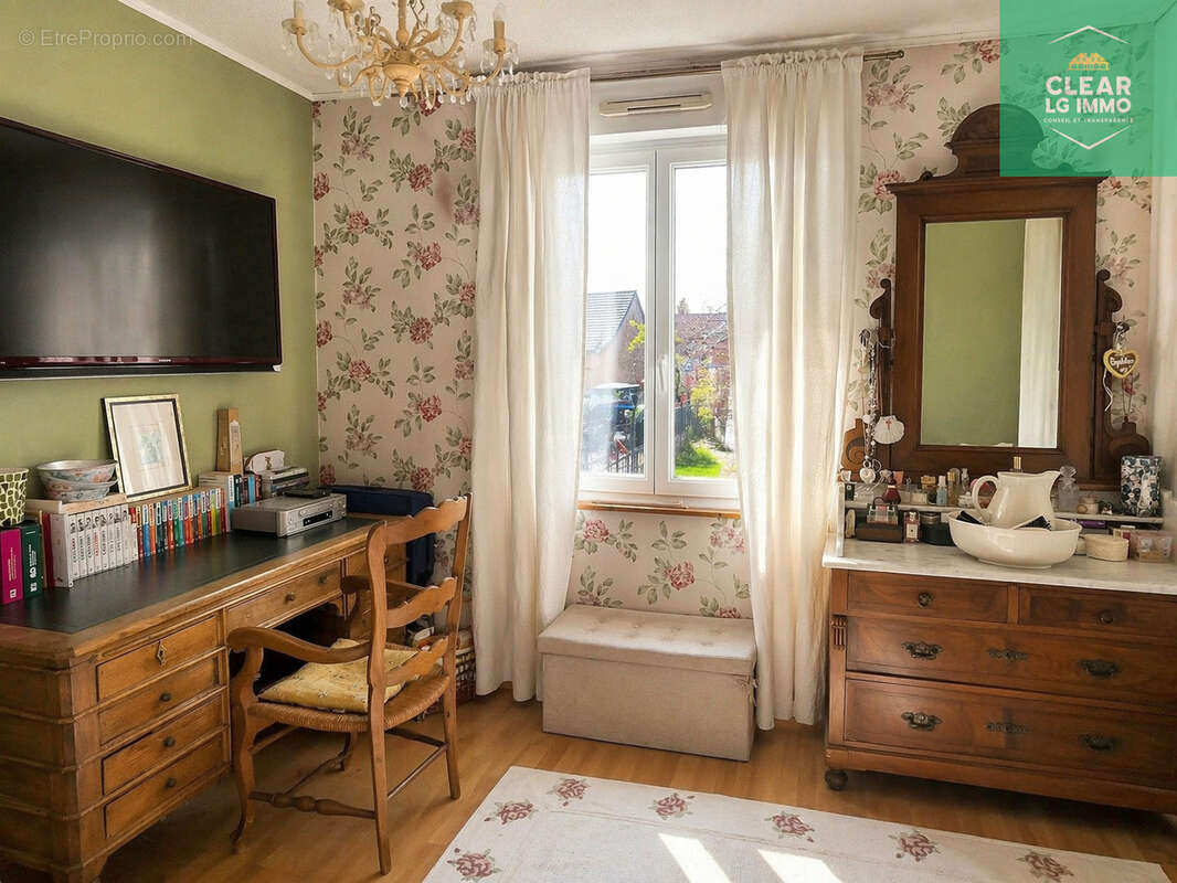 Appartement à ROUSSY-LE-VILLAGE