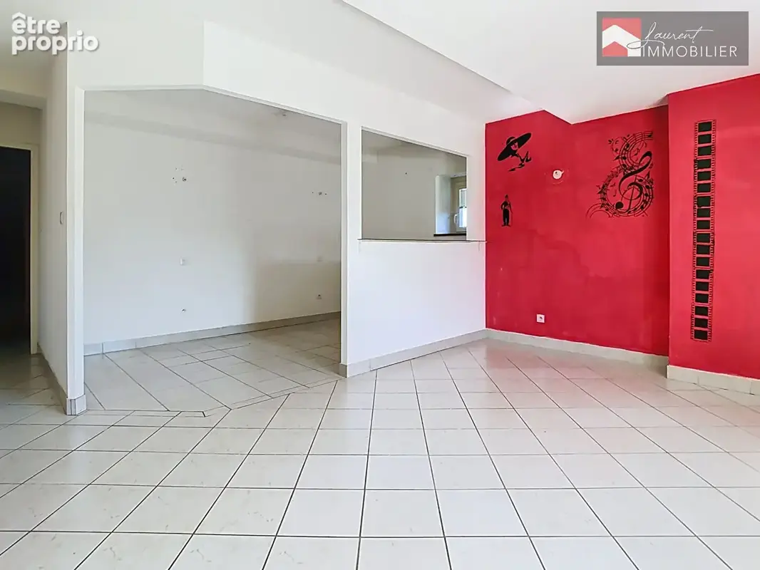 Appartement 2 chambres-PONT-DE-VAUX 01190 - photo 2