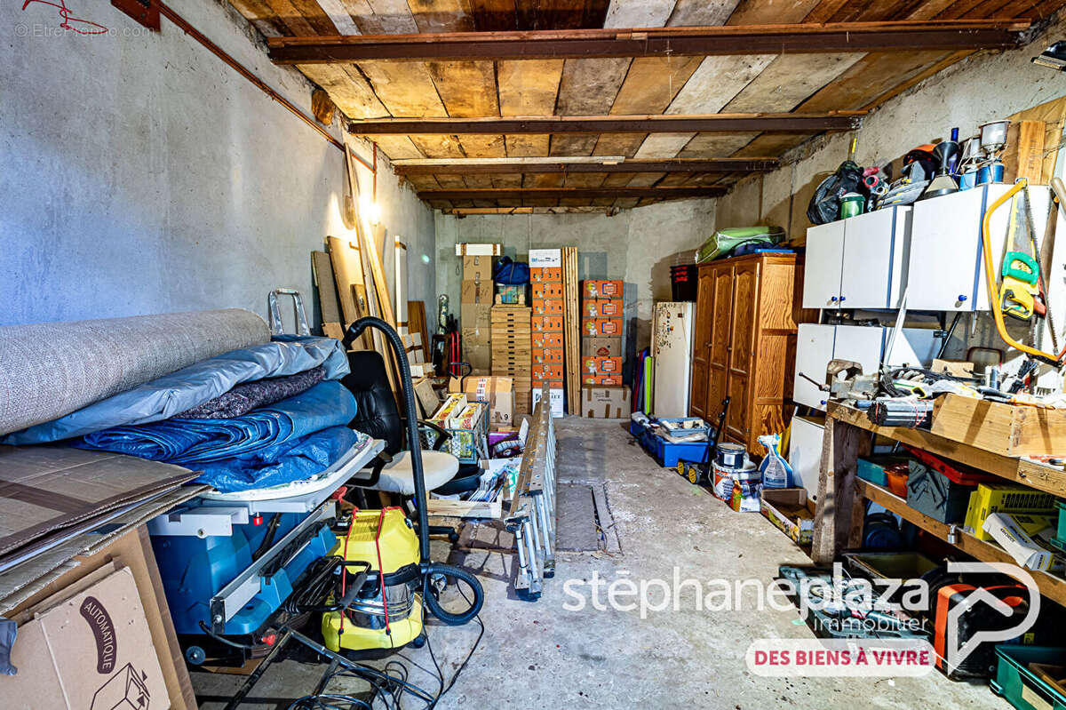 Maison à SAINT-MAURICE-DE-GOURDANS