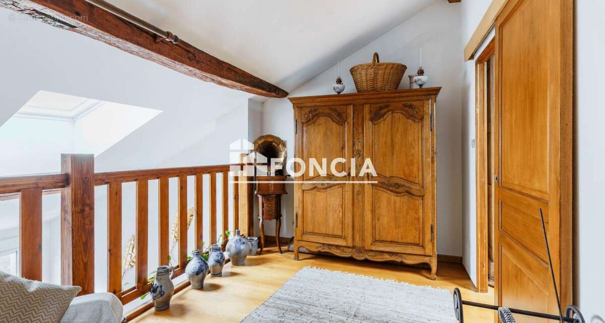 Appartement à COSNES-ET-ROMAIN