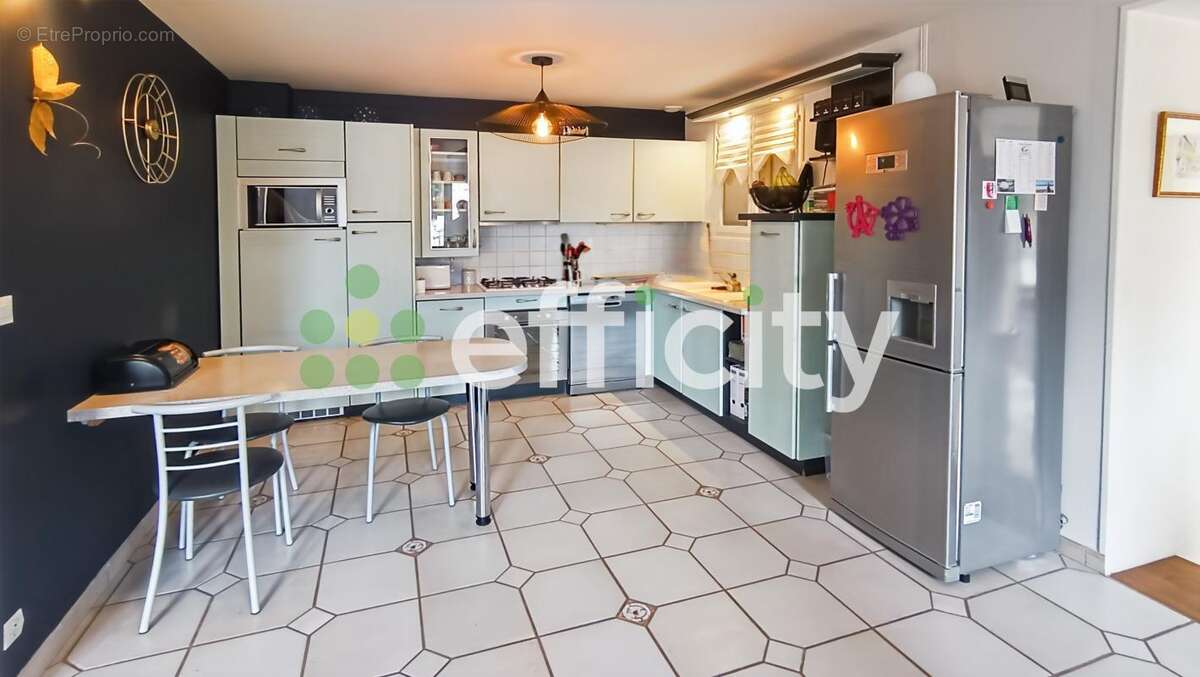 Maison à SAINT-MARCEL