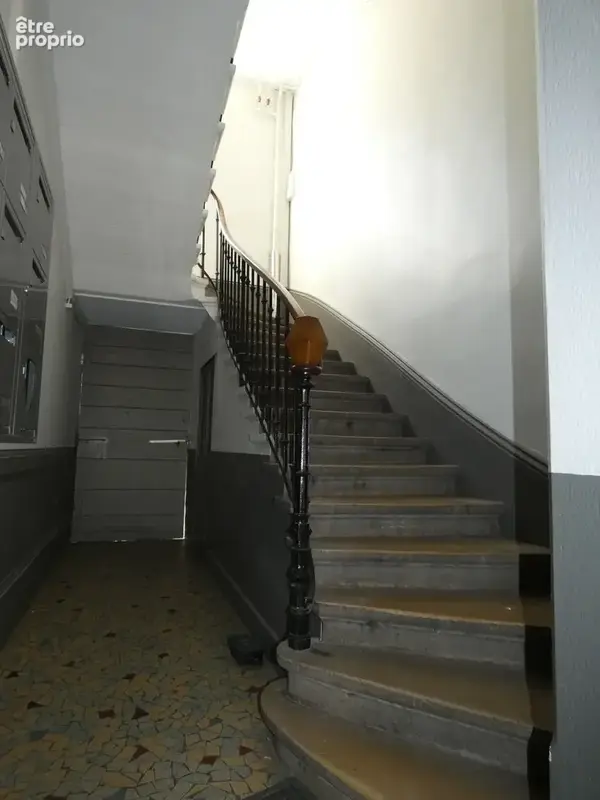 Appartement à rénover - photo 2