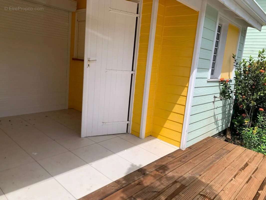 Appartement à LES TROIS-ILETS