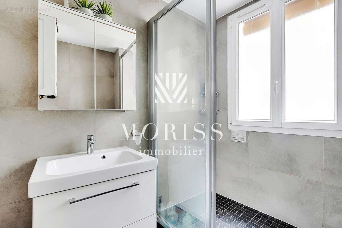 Appartement à PARIS-3E
