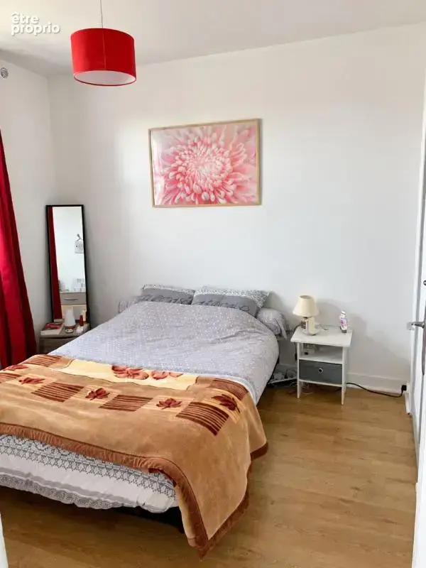 Châteauroux - Touvent, T4 Libre, 3 Chambres et parking privatif - photo 4