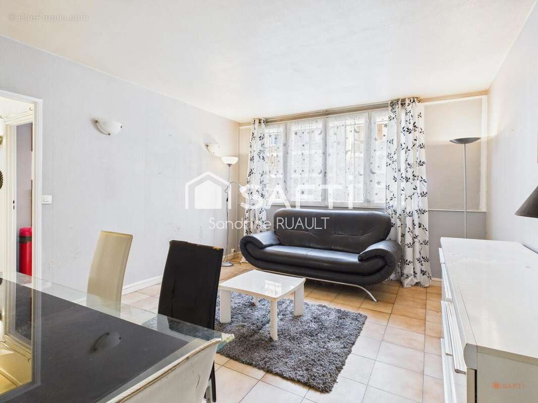 Photo 2 - Appartement à COLOMBES