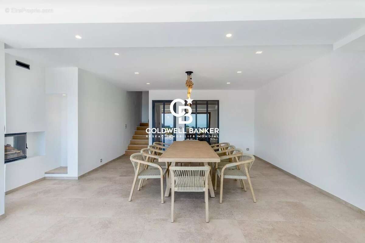 Maison à CAVALAIRE-SUR-MER