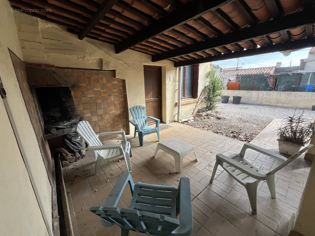 Maison à LEZIGNAN-CORBIERES