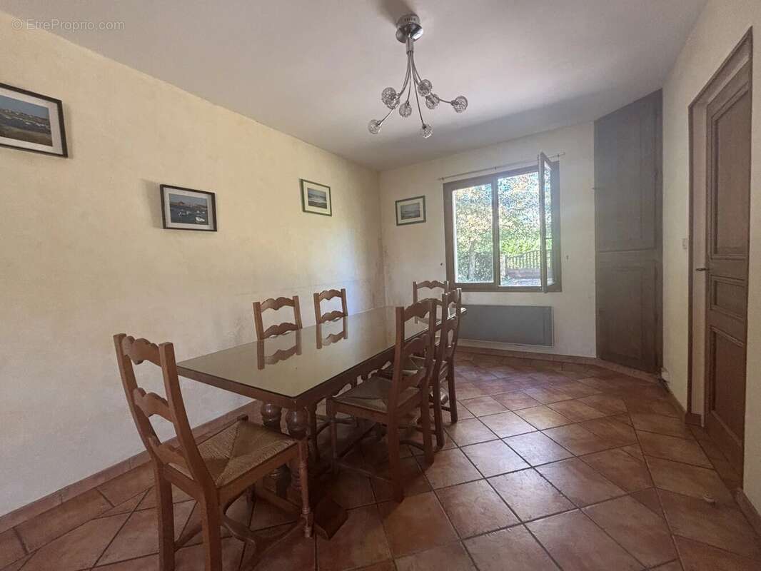 Maison à VIC-EN-BIGORRE