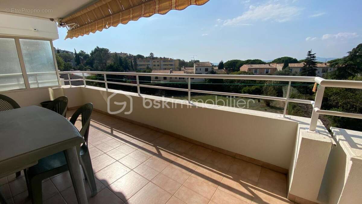 Appartement à SAINT-RAPHAEL