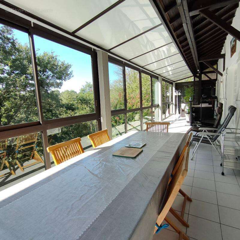 Maison à MORTAGNE-SUR-SEVRE