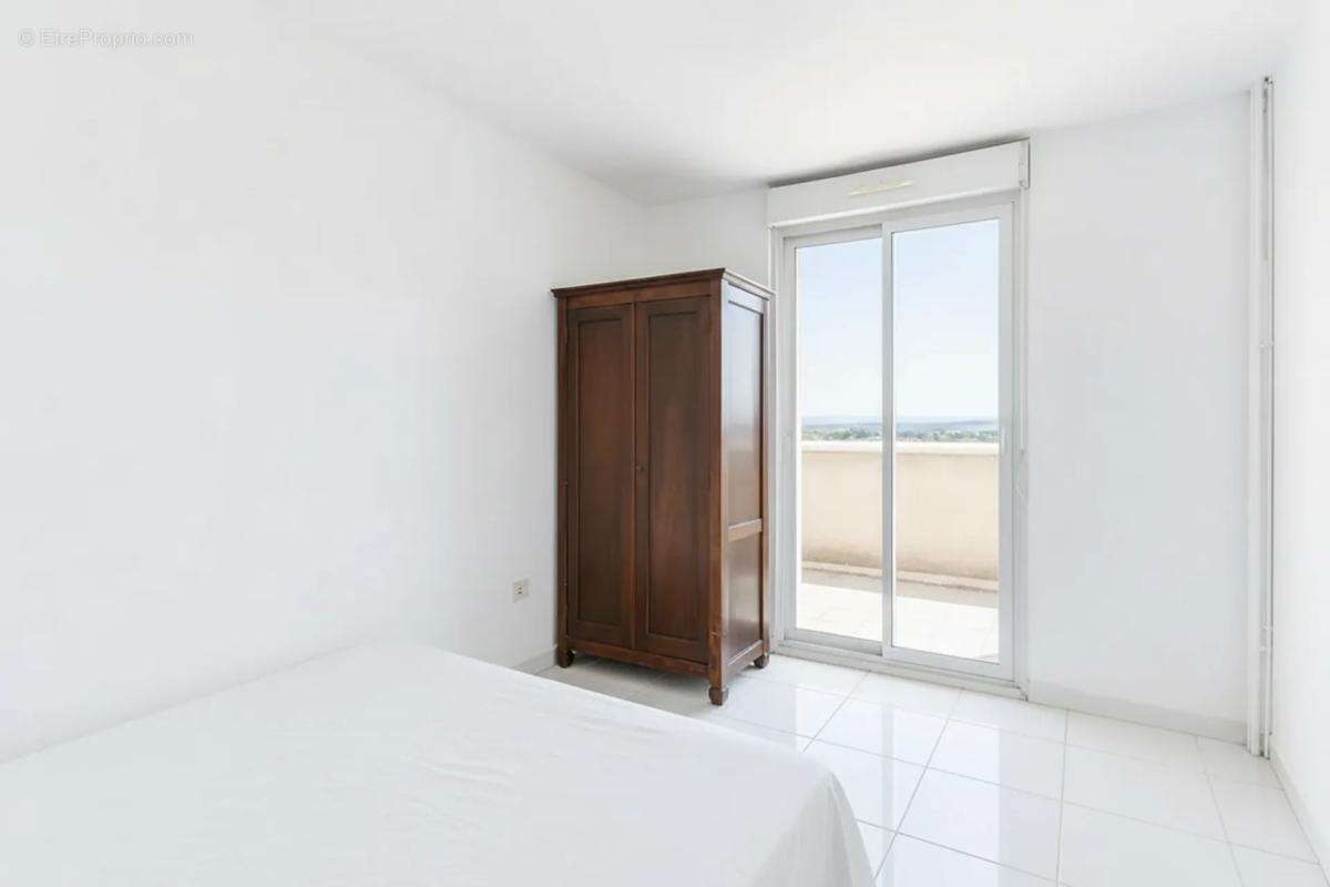 SEVRAN - Appartement de type T4 avec balcon - vue dégagée - photo 6