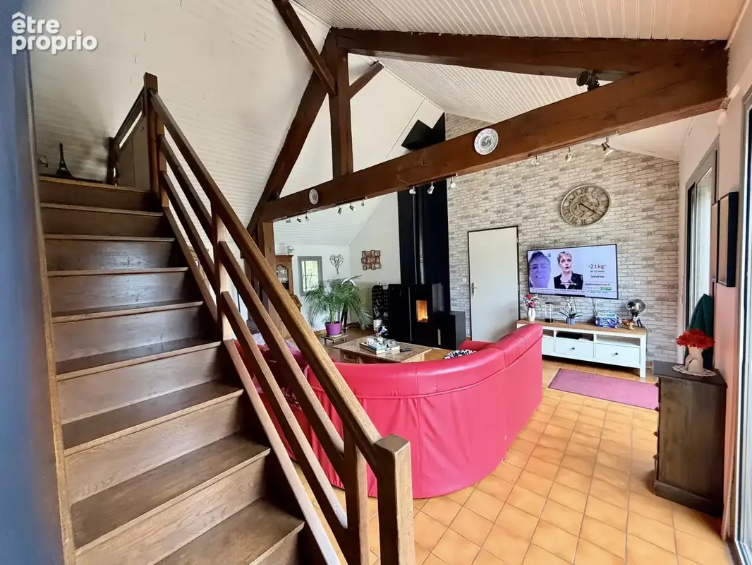 Grande maison dans Bernay - 5-6 chambres - plus de 200m2 d'espace - sous-sol/carport - 808m2 - photo 6