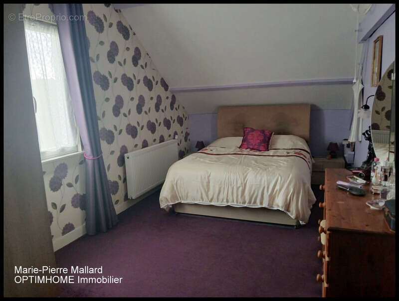 Maison à PEYRAT-LE-CHATEAU