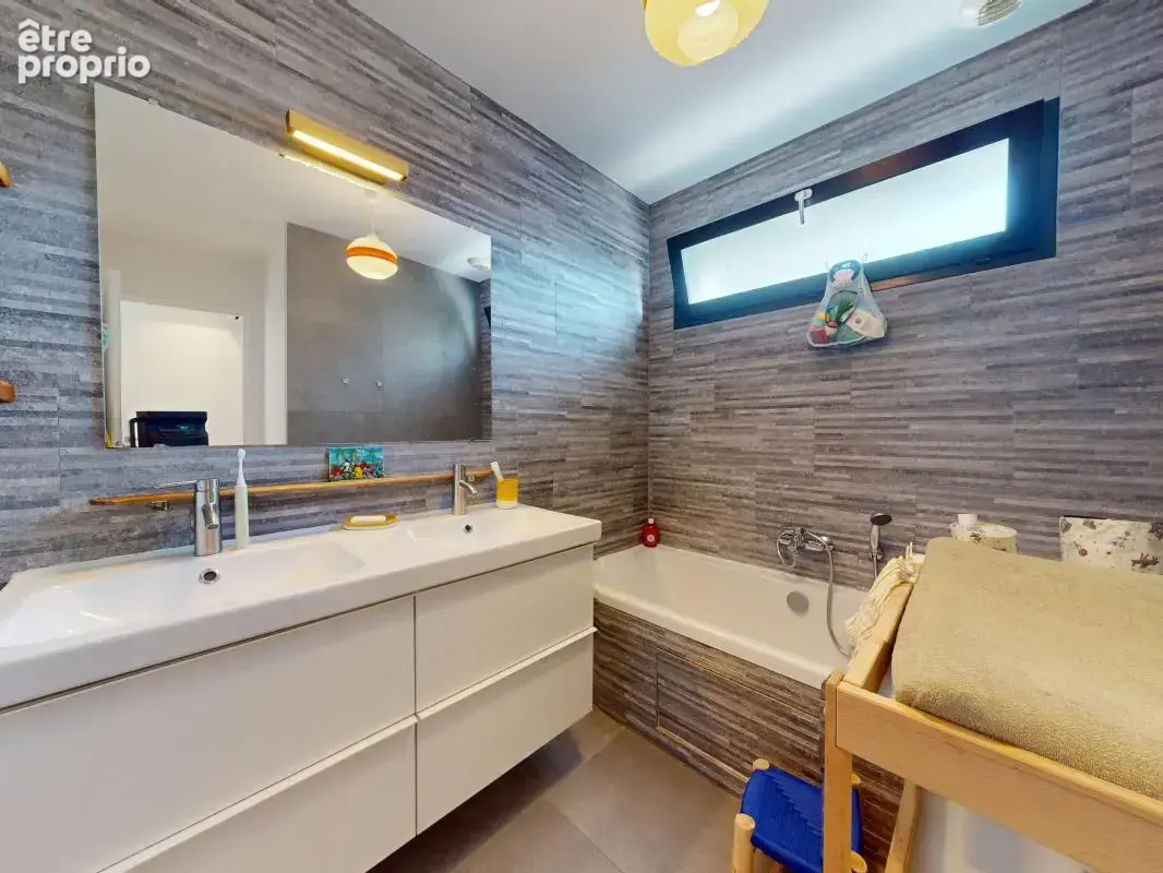 Maison À Vendre - St-Rambert Lyon 9 - photo 13