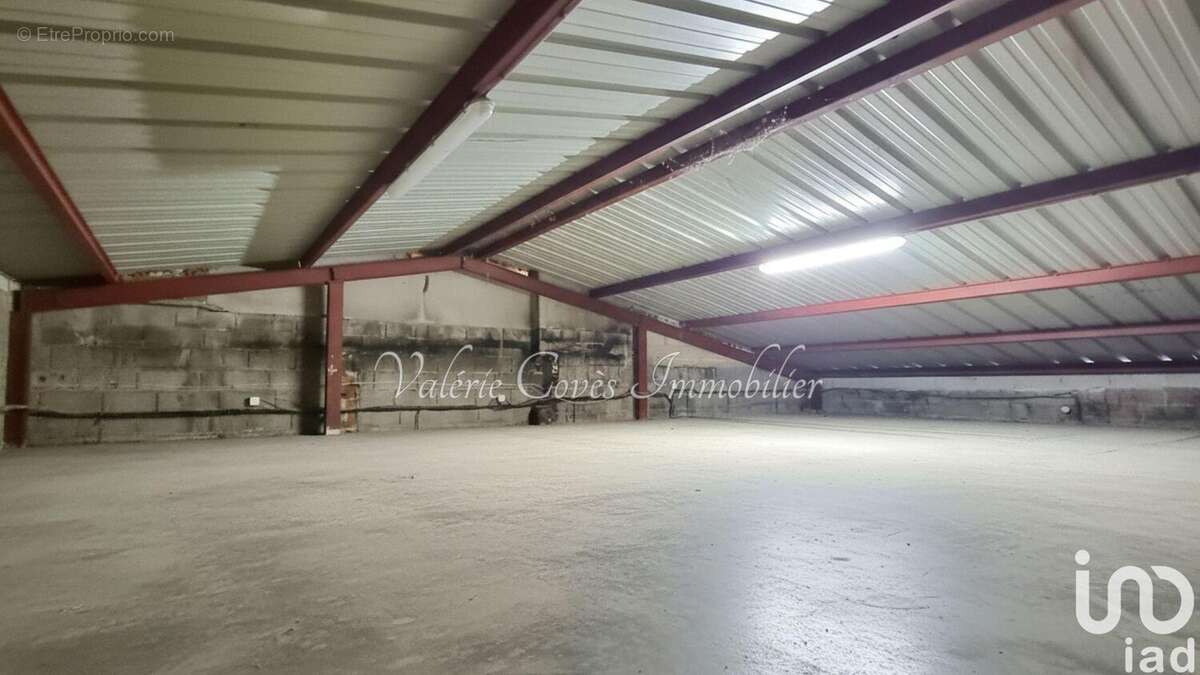 Photo 8 - Commerce à SALINDRES