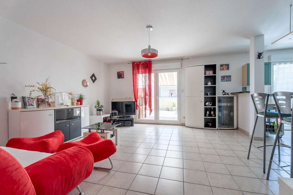 Appartement T3 avec une grande terrasse - photo 2